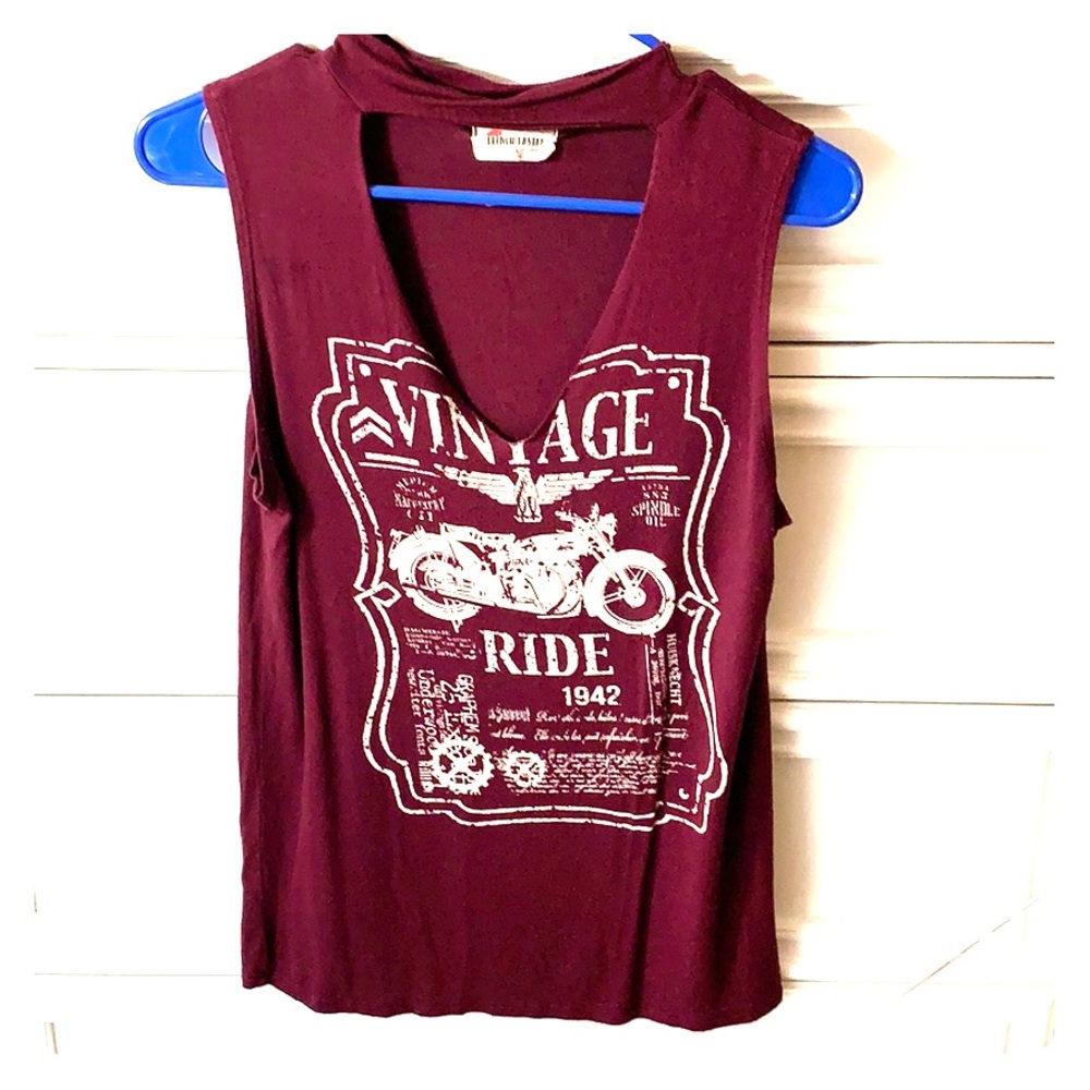 Maroon v-neck top with built in choker